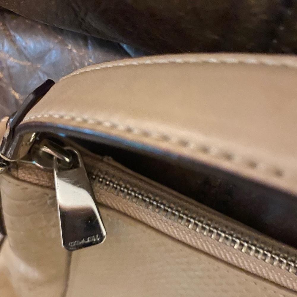 Coach F31283 Charlie Python Hobo Handbag Beige/Ca… - image 2